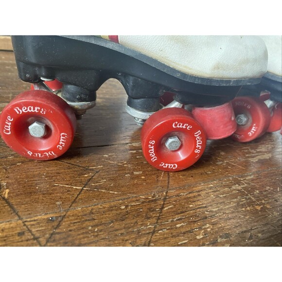 VTG 1983 Care Bears Roller Skates American Greetings by Brookfield Size 10j - Picture 2 of 9